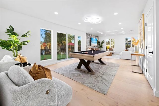 326 E Sierra Madre, Glendora, CA 91741