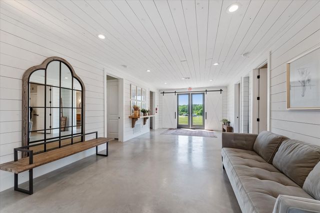 12162 Wyatt Road, Montgomery, TX 77356