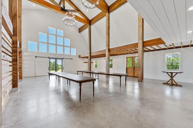 12162 Wyatt Road, Montgomery, TX 77356