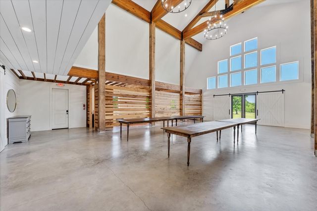 12162 Wyatt Road, Montgomery, TX 77356