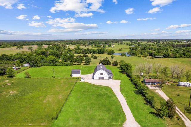 12162 Wyatt Road, Montgomery, TX 77356