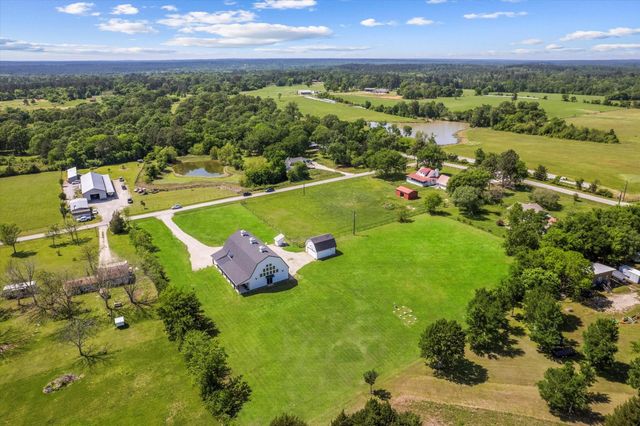 12162 Wyatt Road, Montgomery, TX 77356