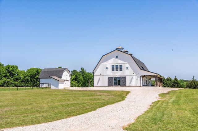 12162 Wyatt Road, Montgomery, TX 77356