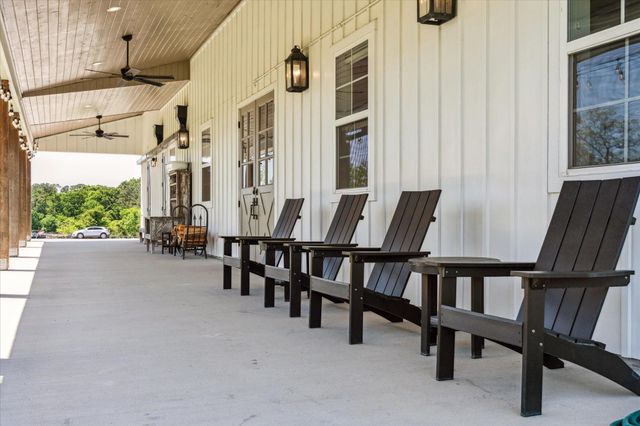 12162 Wyatt Road, Montgomery, TX 77356
