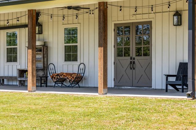 12162 Wyatt Road, Montgomery, TX 77356