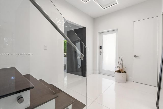 5120 ALTON ROAD, Miami Beach, FL 33140
