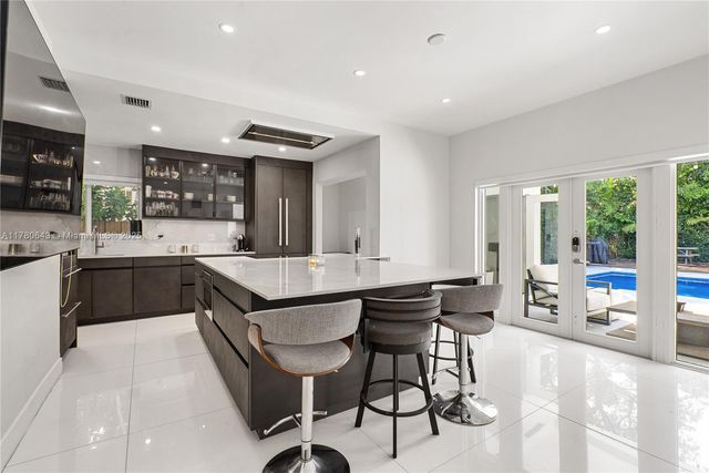 5120 ALTON ROAD, Miami Beach, FL 33140