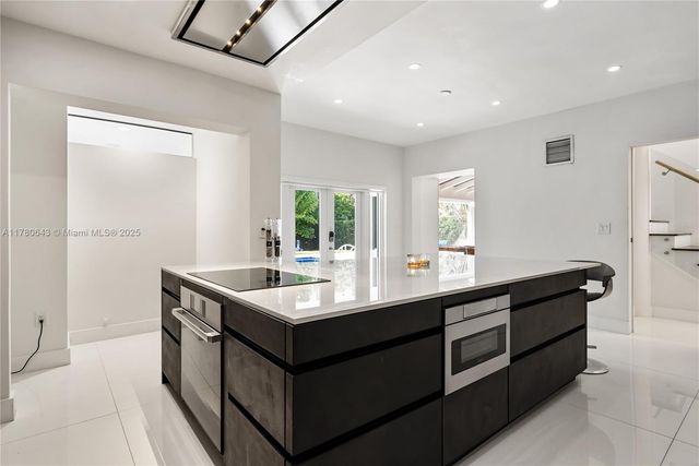 5120 ALTON ROAD, Miami Beach, FL 33140