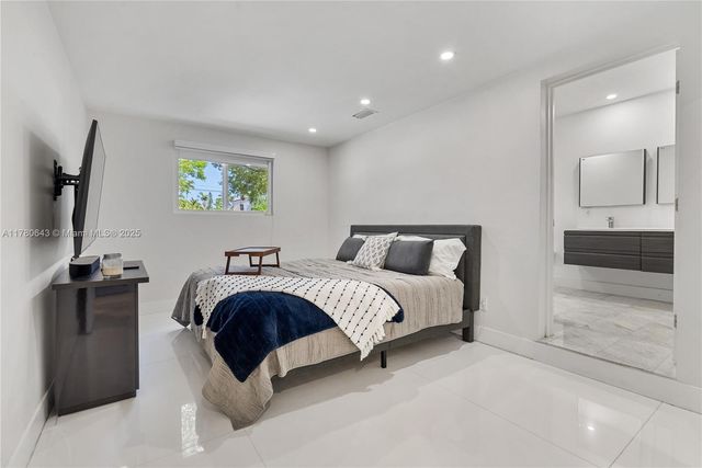 5120 ALTON ROAD, Miami Beach, FL 33140