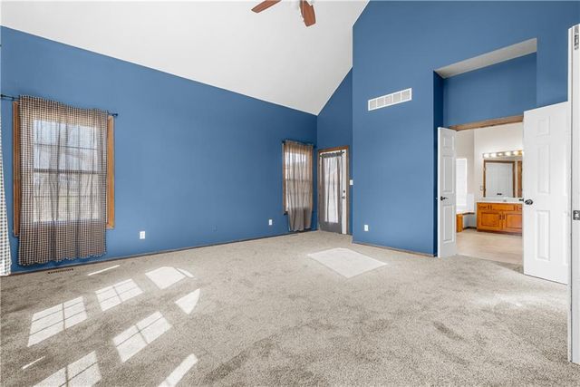 33604 E Stringtown Road, Greenwood, MO 64034