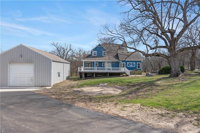 33604 E Stringtown Road, Greenwood, MO 64034