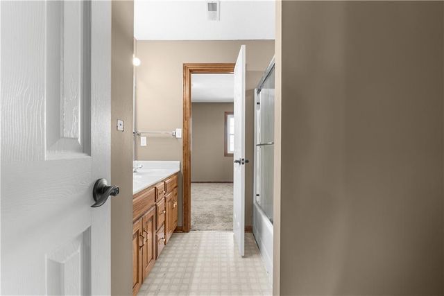 33604 E Stringtown Road, Greenwood, MO 64034