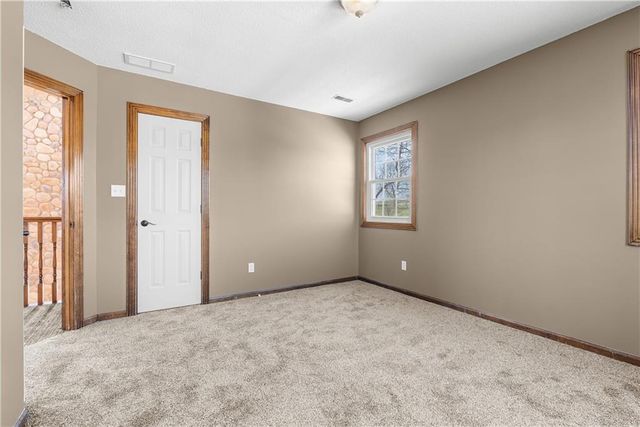33604 E Stringtown Road, Greenwood, MO 64034