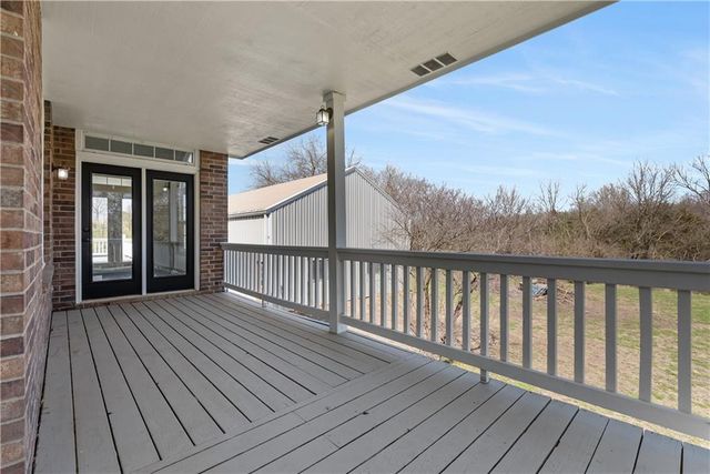 33604 E Stringtown Road, Greenwood, MO 64034