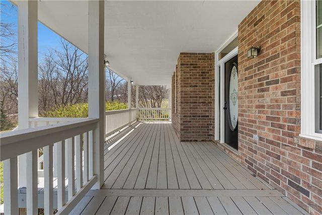 33604 E Stringtown Road, Greenwood, MO 64034