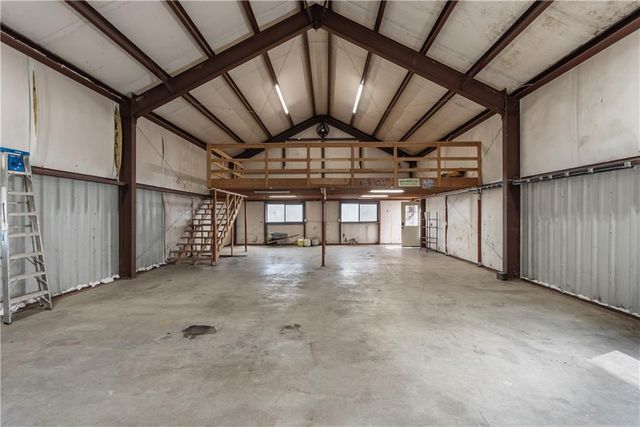 33604 E Stringtown Road, Greenwood, MO 64034