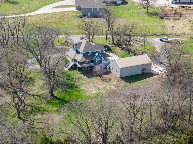 33604 E Stringtown Road, Greenwood, MO 64034