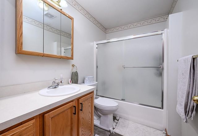 614 Myers Drive, Tonganoxie, KS 66086