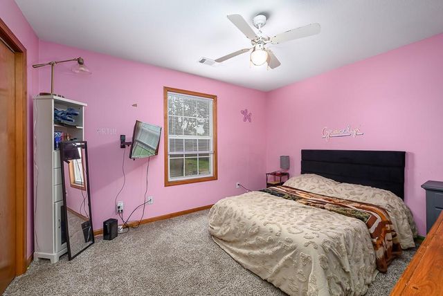 614 Myers Drive, Tonganoxie, KS 66086