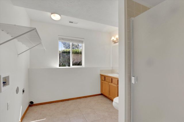 6706 S MORAN VIEW St, Spokane, WA 99224