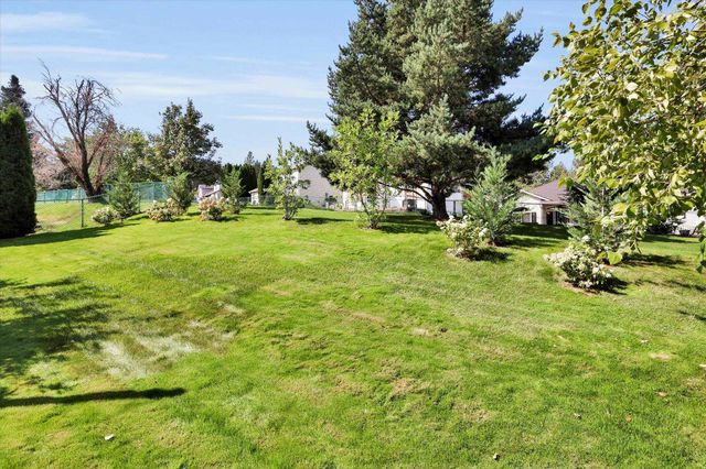 6706 S MORAN VIEW St, Spokane, WA 99224