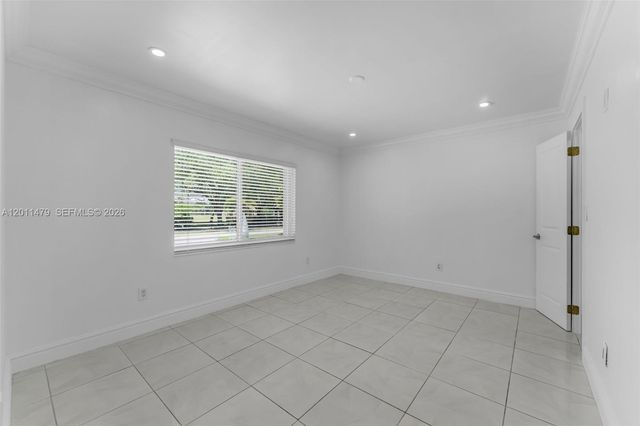 6605 SW 151st Ct, Miami, FL 33193
