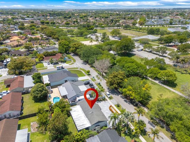 6605 SW 151st Ct, Miami, FL 33193