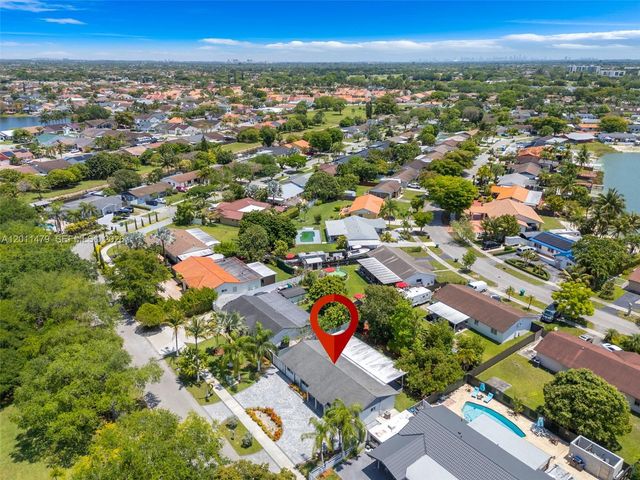 6605 SW 151st Ct, Miami, FL 33193