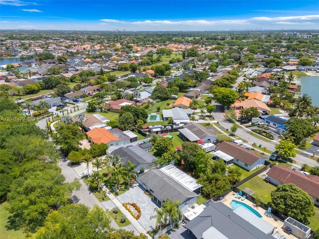6605 SW 151st Ct, Miami, FL 33193