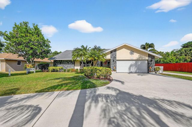 7163 Saint Andrews Rd, Lake Worth, FL 33467