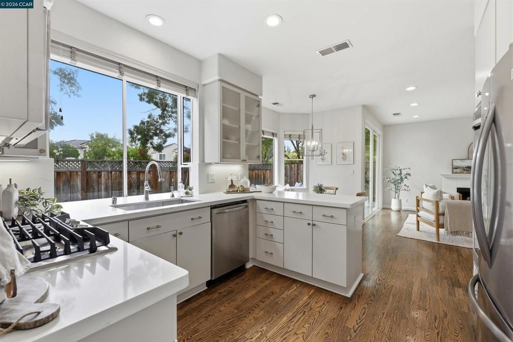 Image 15 of property listing at 1258 Silverwood Ct, Danville, CA 94526