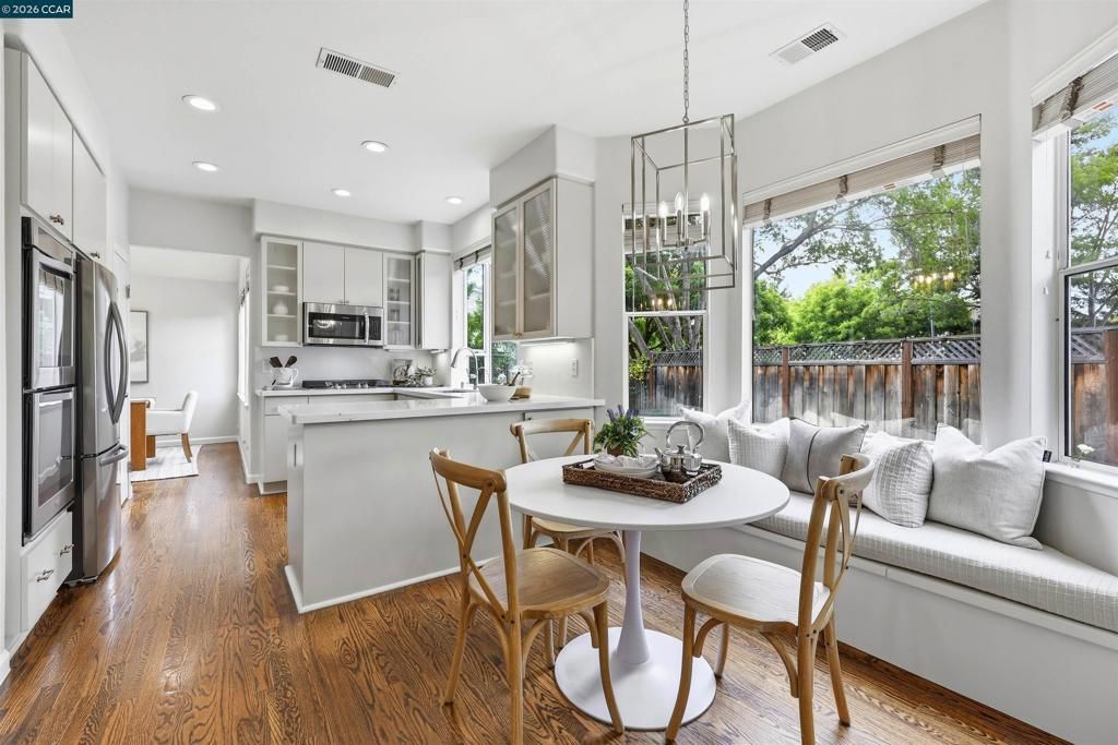 Image 21 of property listing at 1258 Silverwood Ct, Danville, CA 94526