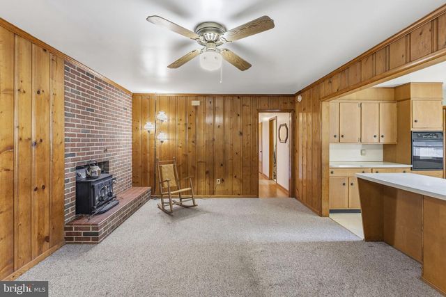 5049 BRADDOCK RD, Woodbine, MD 21797
