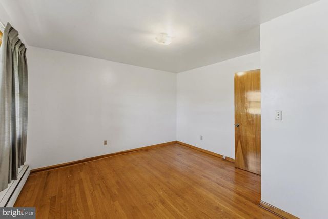 5049 BRADDOCK RD, Woodbine, MD 21797