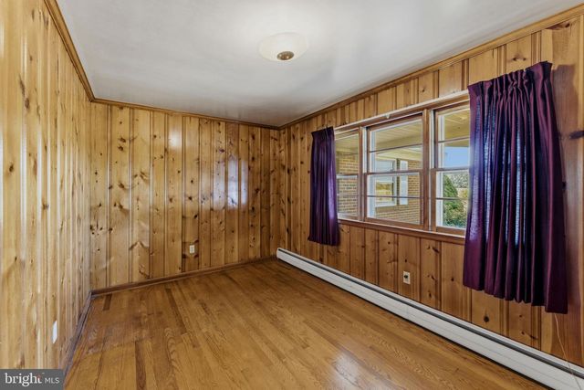 5049 BRADDOCK RD, Woodbine, MD 21797