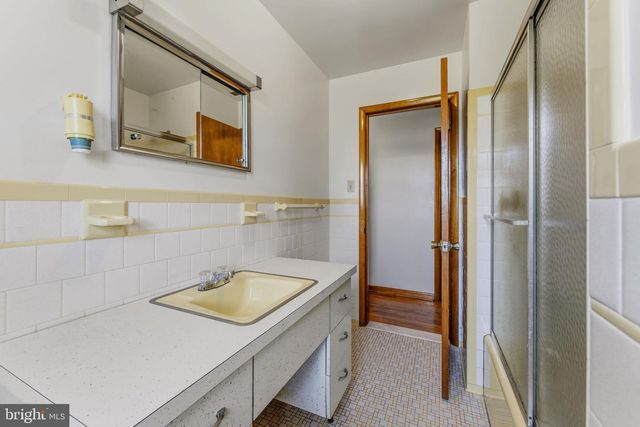 5049 BRADDOCK RD, Woodbine, MD 21797