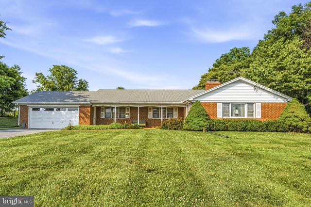 5049 BRADDOCK RD, Woodbine, MD 21797