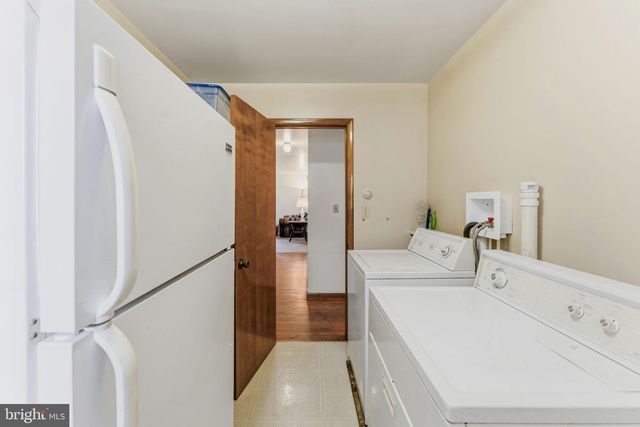 5049 BRADDOCK RD, Woodbine, MD 21797