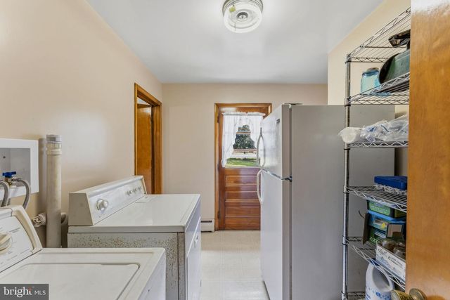 5049 BRADDOCK RD, Woodbine, MD 21797