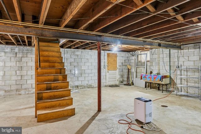 5049 BRADDOCK RD, Woodbine, MD 21797