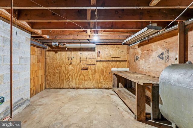 5049 BRADDOCK RD, Woodbine, MD 21797