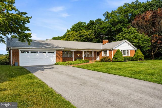 5049 BRADDOCK RD, Woodbine, MD 21797