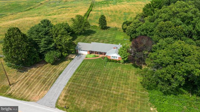 5049 BRADDOCK RD, Woodbine, MD 21797