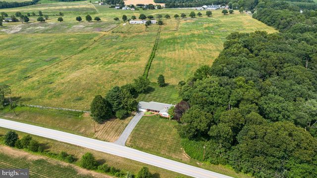 5049 BRADDOCK RD, Woodbine, MD 21797