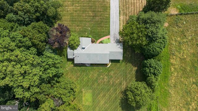 5049 BRADDOCK RD, Woodbine, MD 21797