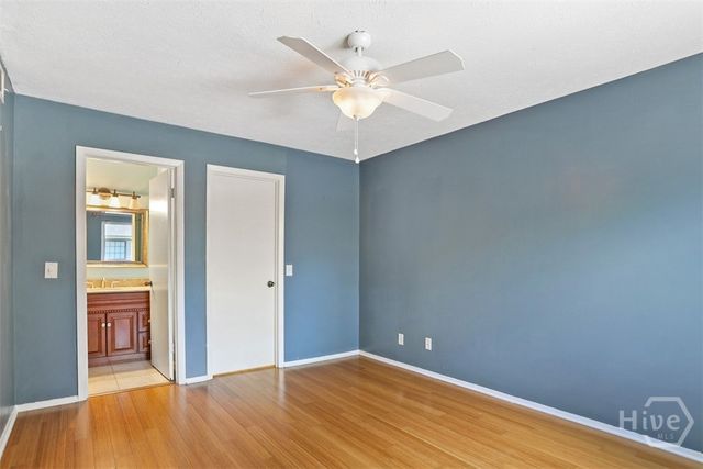 459 Mall Boulevard 94, Savannah, GA 31406