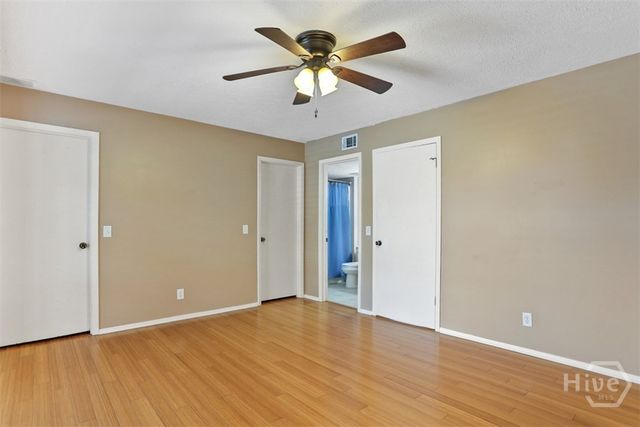 459 Mall Boulevard 94, Savannah, GA 31406