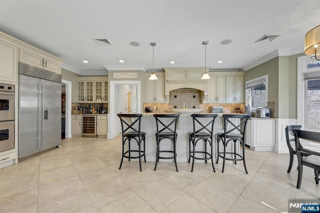 180 Chestnut Street, Demarest, NJ 07627