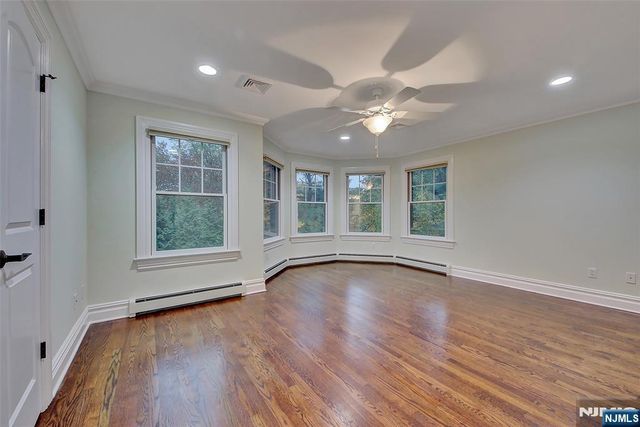 180 Chestnut Street, Demarest, NJ 07627