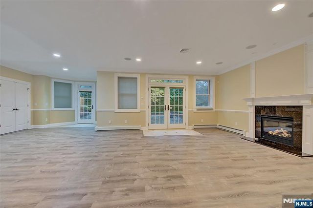 180 Chestnut Street, Demarest, NJ 07627